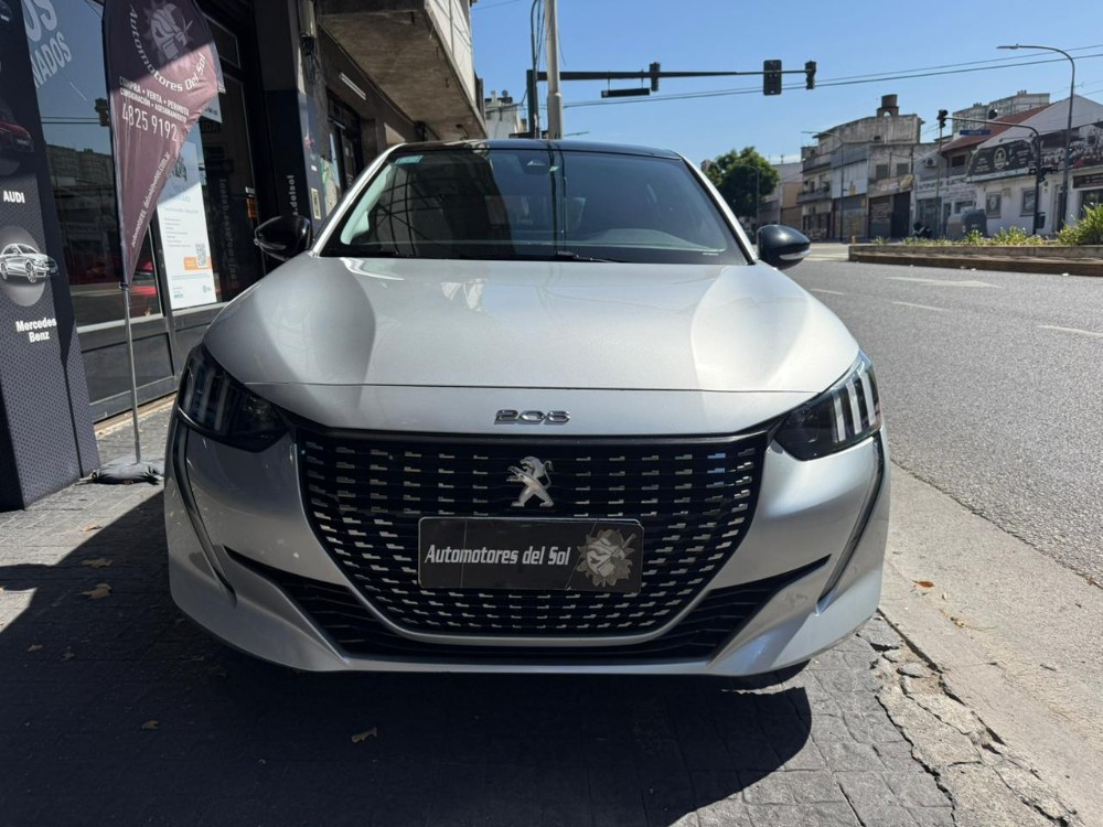 Peugeot 208 Feline — foto 5